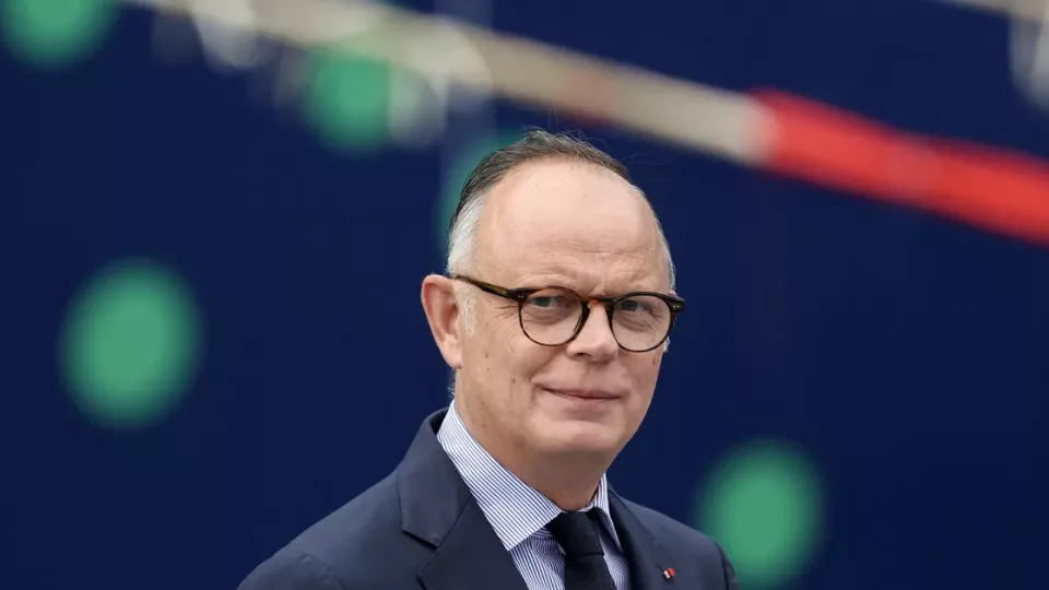 Allocations familiales : Édouard Philippe propose 350 euros dès le premier enfant