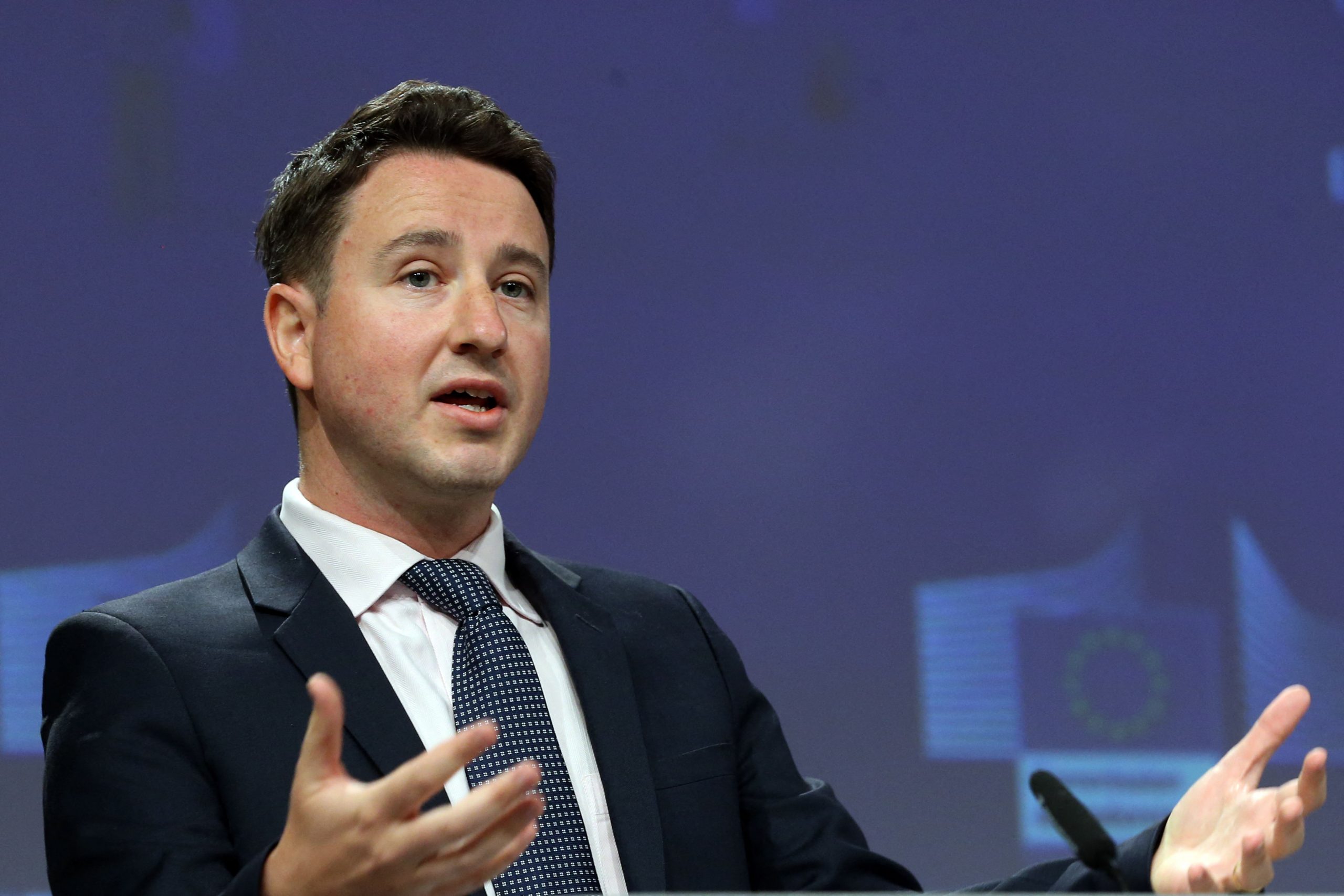 Gabriel Zucman, économiste français, lors d’une conférence de presse à Bruxelles pour le lancement de l’Observatoire européen de la fiscalité, le 1er juin 2021. Il est à l'origine de la taxe Zucman.