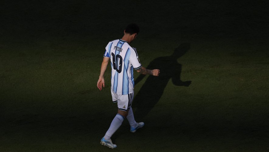 Lionel Messi quitte l’Argentine à 39 ans après 207 sélections, 125 buts et vingt et un ans sous le maillot de l’Albiceleste.